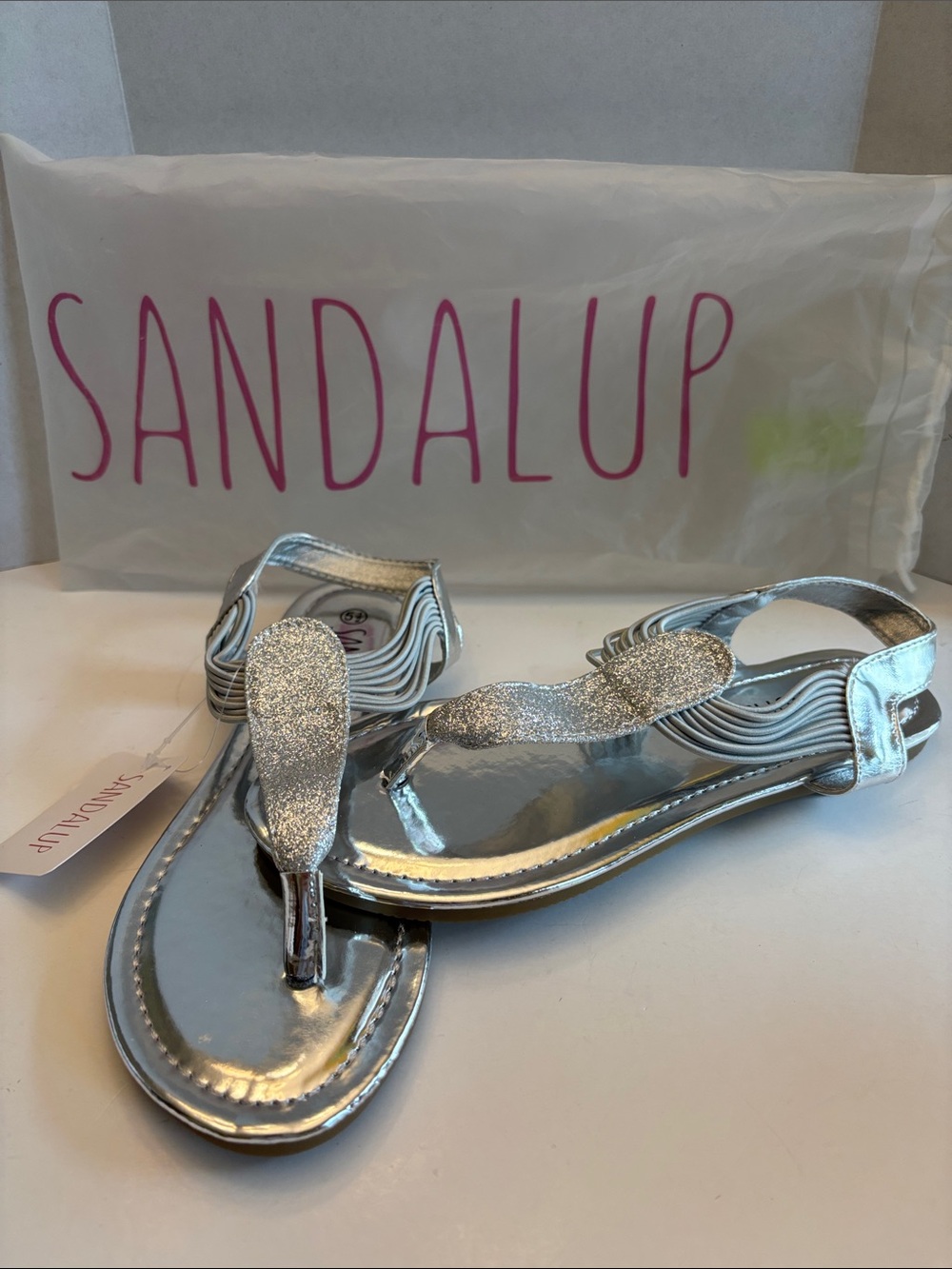 sandalup 5 1/2 Silver Women's T-Strap Glitter Sandals